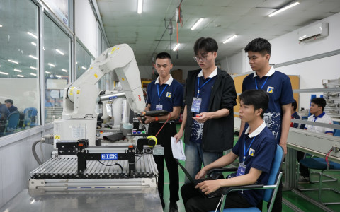 Thư mời tham dự lễ chung kết cuộc thi AMBA 2025